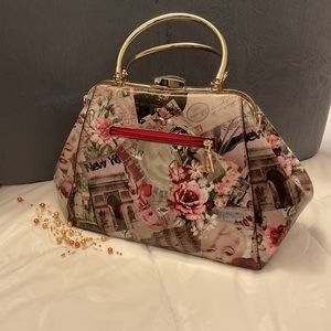 La Terre Fashion Handbag
